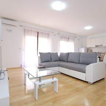 Apartment Borik Beach 86 Zadar Exterior photo